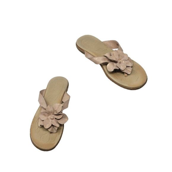 B.O.C. Faux Vegan Leather Flip Flop Sandals 10M Rose Gold 3D Flower Boho - Picture 2 of 10